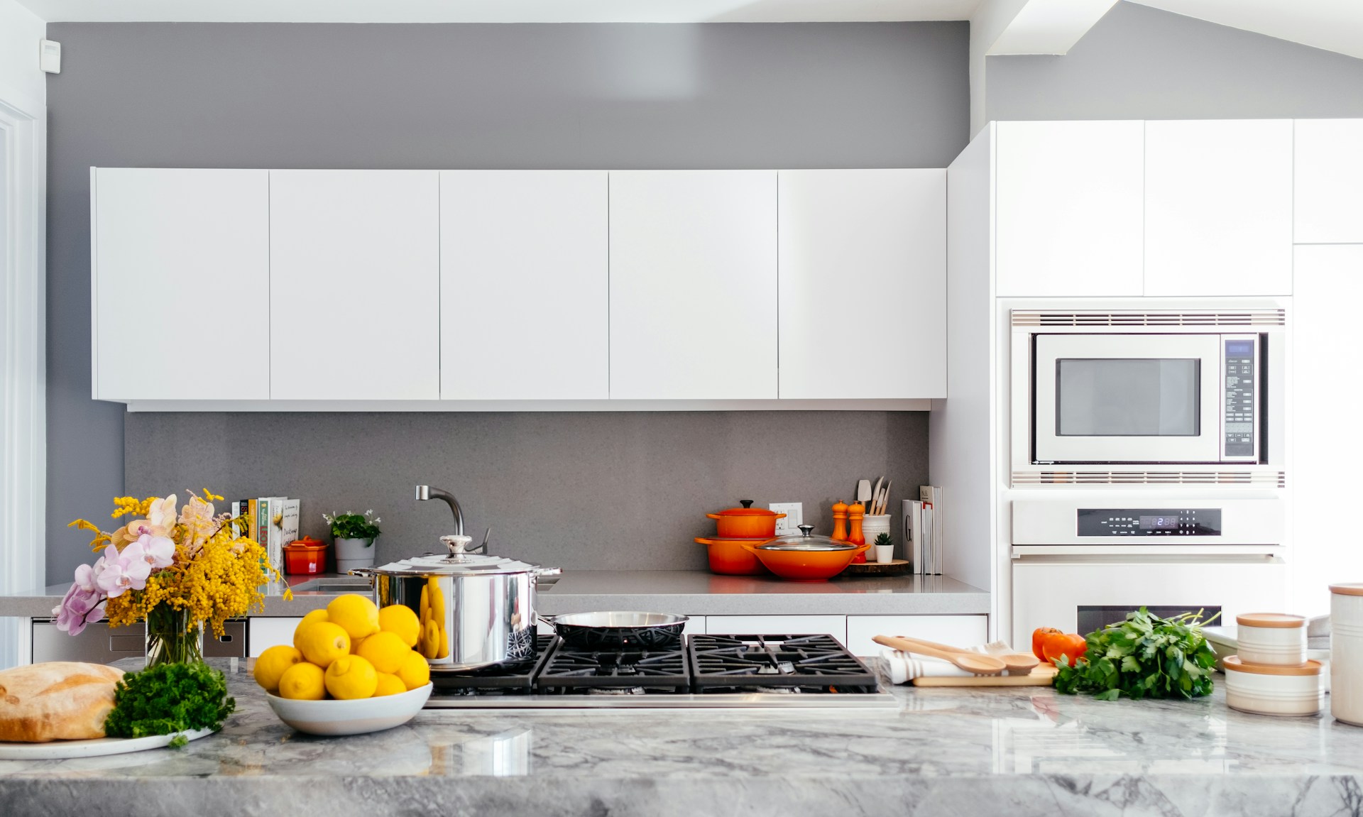 Kitchen Remodeling in Milpitas: How Bay Home Builders, Inc. Upgrades Small, Outdated Kitchens With Custom Storage, Smart Appliances, and Open-Concept Layouts